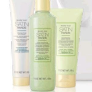 Mary Kay white tea and citrus satin hands pamperin